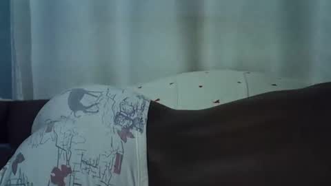 Snapshot of lunalove22_ chatting on February 3, 6:46 pm lunalove22_ online show from February 3, 6:46 pm