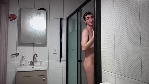 LunaPica online show from January 1, 4:07 pm