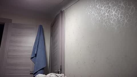 LunaPica online show from January 7, 5:01 am