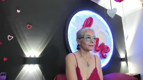 lunamisteriosa_ online show from February 16, 12:12 pm