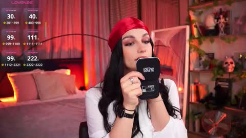 Luna  next streams Mon Fri Sat Sun 8pm-5am gmt0 online show from November 1, 8:33 pm