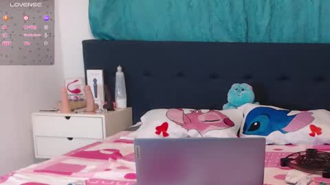 Snapshot of lunapalmer01 chatting on January 31, 4:25 am Julieth online show from January 31, 4:25 am