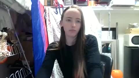 lunapixie2020 online show from November 22, 8:52 pm