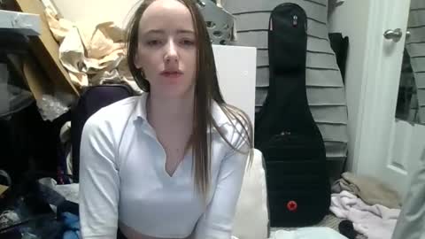 Snapshot of lunapixie2020 chatting on May 28, 3:26 am lunapixie2020 online show from May 28, 3:26 am