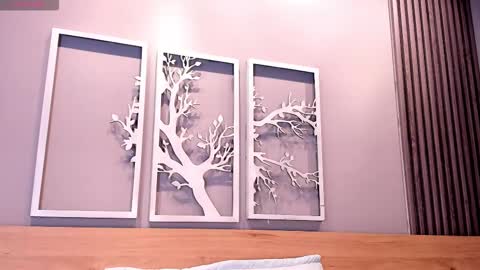 Luna  online show from December 17, 6:58 pm