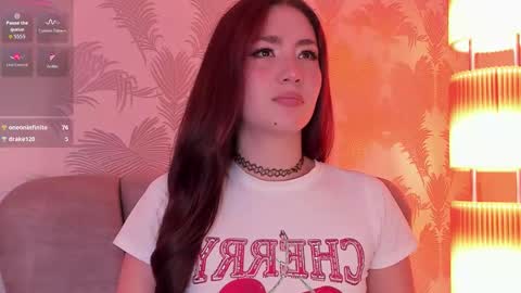 Luna  online show from January 15, 8:01 pm