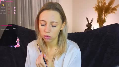 Kelly online show from November 10, 2:38 pm