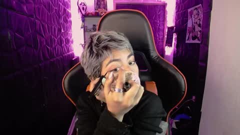 lunarichy online show from February 18, 8:16 pm