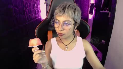 lunarichy online show from February 20, 8:09 pm