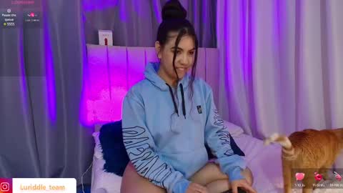  Luna  online show from March 12, 3:57 am