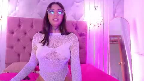 LunaRose-Next Stream at 0545hs GMT online show from July 29, 2:43 am