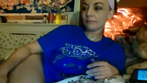 Snapshot of lunasecretadmirer chatting on February 4, 9:59 am lunasecretadmirer online show from February 4, 9:59 am