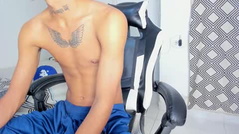 lunay_bigcock420 online show from October 22, 8:58 am