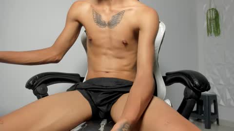 lunay_bigcock420 online show from February 12, 8:53 am