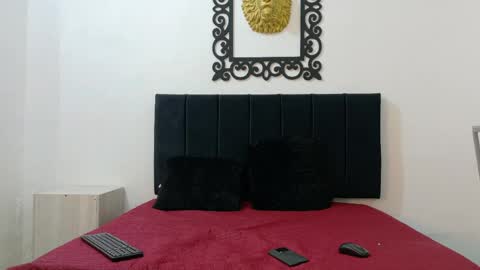 lunaydream online show from May 31, 11:39 am
