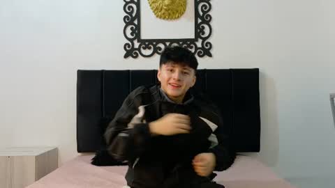 lunaydream online show from June 16, 11:24 am
