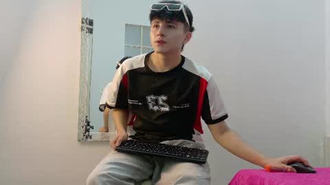 lunaydream online show from July 14, 11:49 am