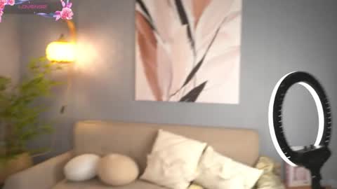 Snapshot of lunea_evienne_ chatting on June 1, 9:22 am Evi online show from June 1, 9:22 am