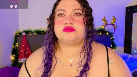 Snapshot of lunitaa_0 chatting on December 2, 3:56 am L U N I T A online show from December 2, 3:56 am