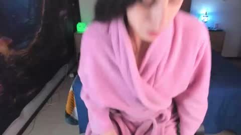 Angela Moonlight and Hector online show from April 9, 6:13 am