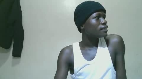 luoislove online show from October 24, 8:44 am