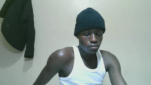 luoislove online show from October 25, 8:55 am