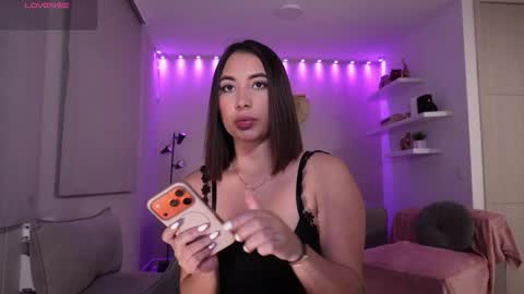 Lupe - Independent online show from January 15, 2:49 am