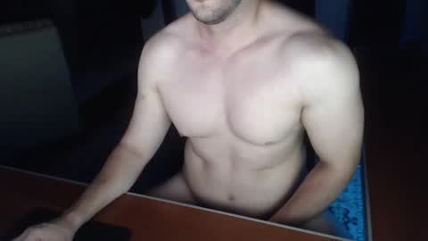 Snapshot of luquitass_85 chatting on December 3, 5:26 am Lucas online show from December 3, 5:26 am