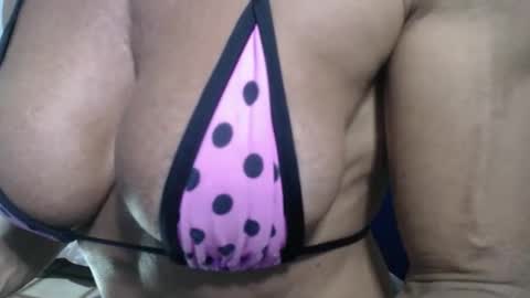 Snapshot of lusexyhot chatting on May 25, 1:00 am lusexyhot online show from May 25, 1:00 am