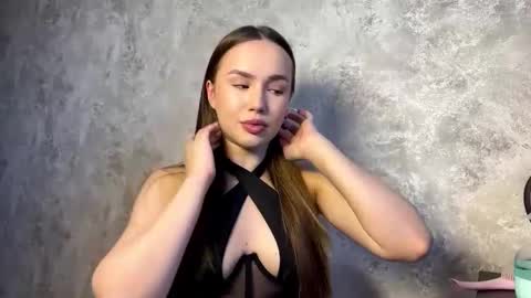 Snapshot of lushmira chatting on September 24, 11:57 am Mira online show from September 24, 11:57 am