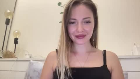 lusiluv online show from September 30, 10:04 pm