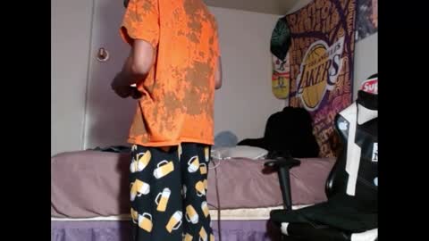 Snapshot of lust_j chatting on December 7, 2:20 am LUST online show from December 7, 2:20 am