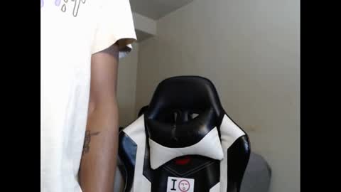 Snapshot of lust_j chatting on September 9, 12:54 am LUST online show from September 9, 12:54 am