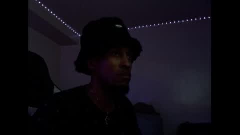 Snapshot of lust_j chatting on September 22, 7:43 am LUST online show from September 22, 7:43 am