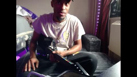 Snapshot of lust_j chatting on September 24, 9:18 pm LUST online show from September 24, 9:18 pm