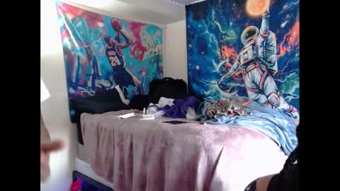 Snapshot of lust_j chatting on September 29, 7:51 pm LUST online show from September 29, 7:51 pm