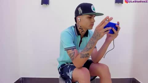 HARDCORE 3someAMAZING CRAZY ROOM WITHOUT LIMITSSHOW NO MERCY online show from March 7, 1:09 am