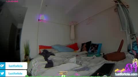 LOLA online show from July 28, 1:01 am