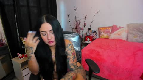 lustful__babe online show from December 12, 11:29 am