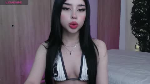 Valerie  April   online show from January 9, 5:59 pm