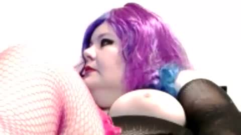 Snapshot of lustfullslut chatting on December 30, 11:06 pm WIDEHOLES online show from December 30, 11:06 pm