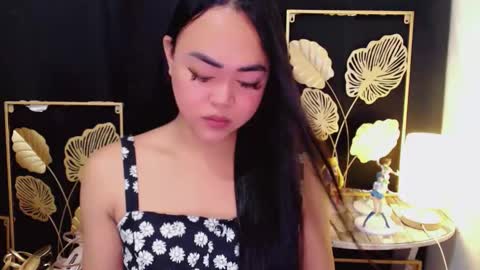 Trina online show from March 10, 1:54 am