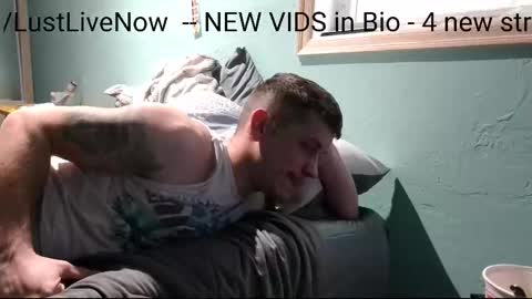  GUY ---  GIRL online show from November 9, 11:03 pm