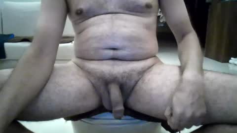 lustyhunk95 online show from July 31, 5:56 pm
