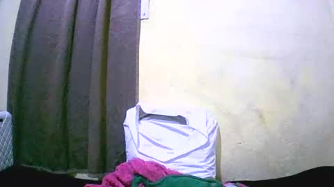 lutchia online show from October 6, 6:49 pm