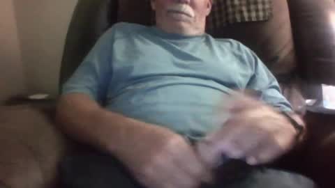 luv269er online show from April 13, 5:13 am