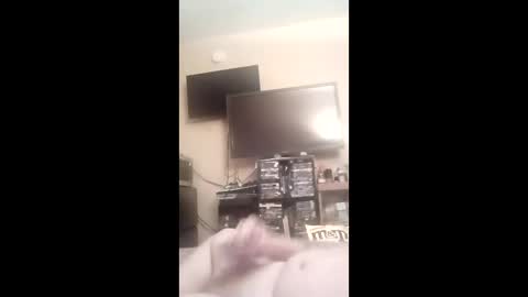 luv2cum4u612 online show from January 13, 9:36 am