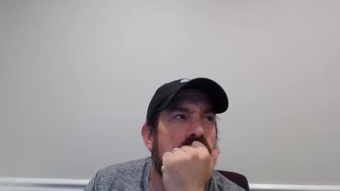 Luv2likslit online show from March 29, 6:35 am