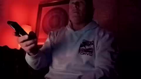 Snapshot of luv2toknstrok chatting on October 17, 12:41 pm Luv2tokNstrok online show from October 17, 12:41 pm