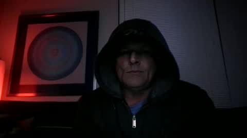 Luv2tokNstrok online show from October 31, 8:15 am